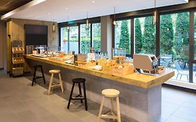 Ibis Zuerich Messe Airport